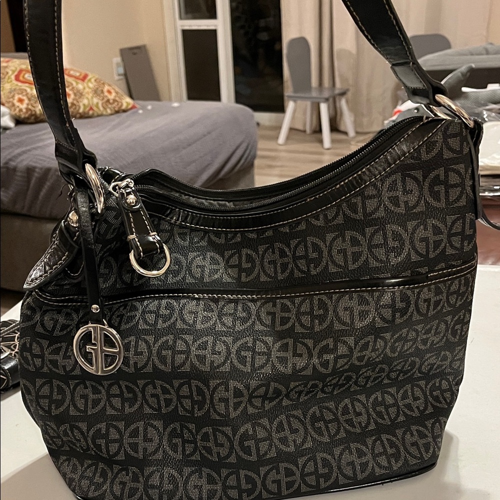 Giani Bernini Black and Silver Shoulder Bag